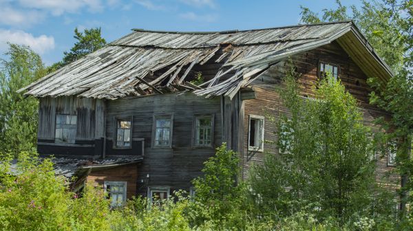 Cottage Demolition in Clifton Park